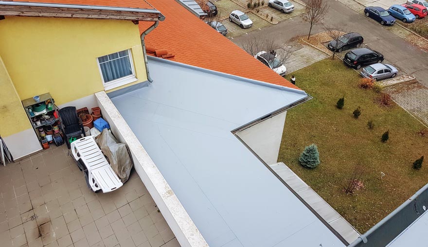 PVC burkolat a tetőn